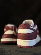 Dunk Low "Vino Tinto"