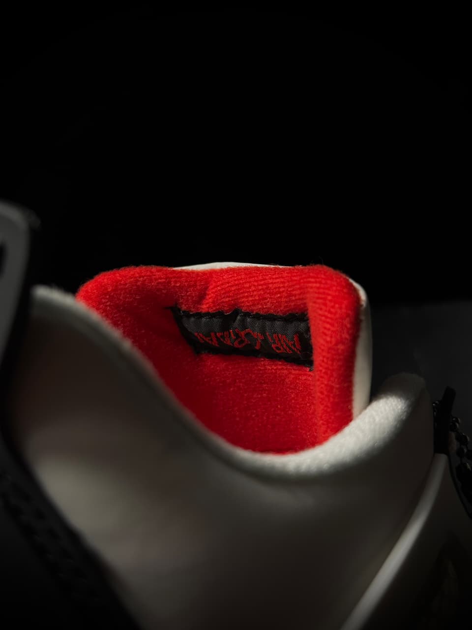 RETRO 4 "Flight Club"