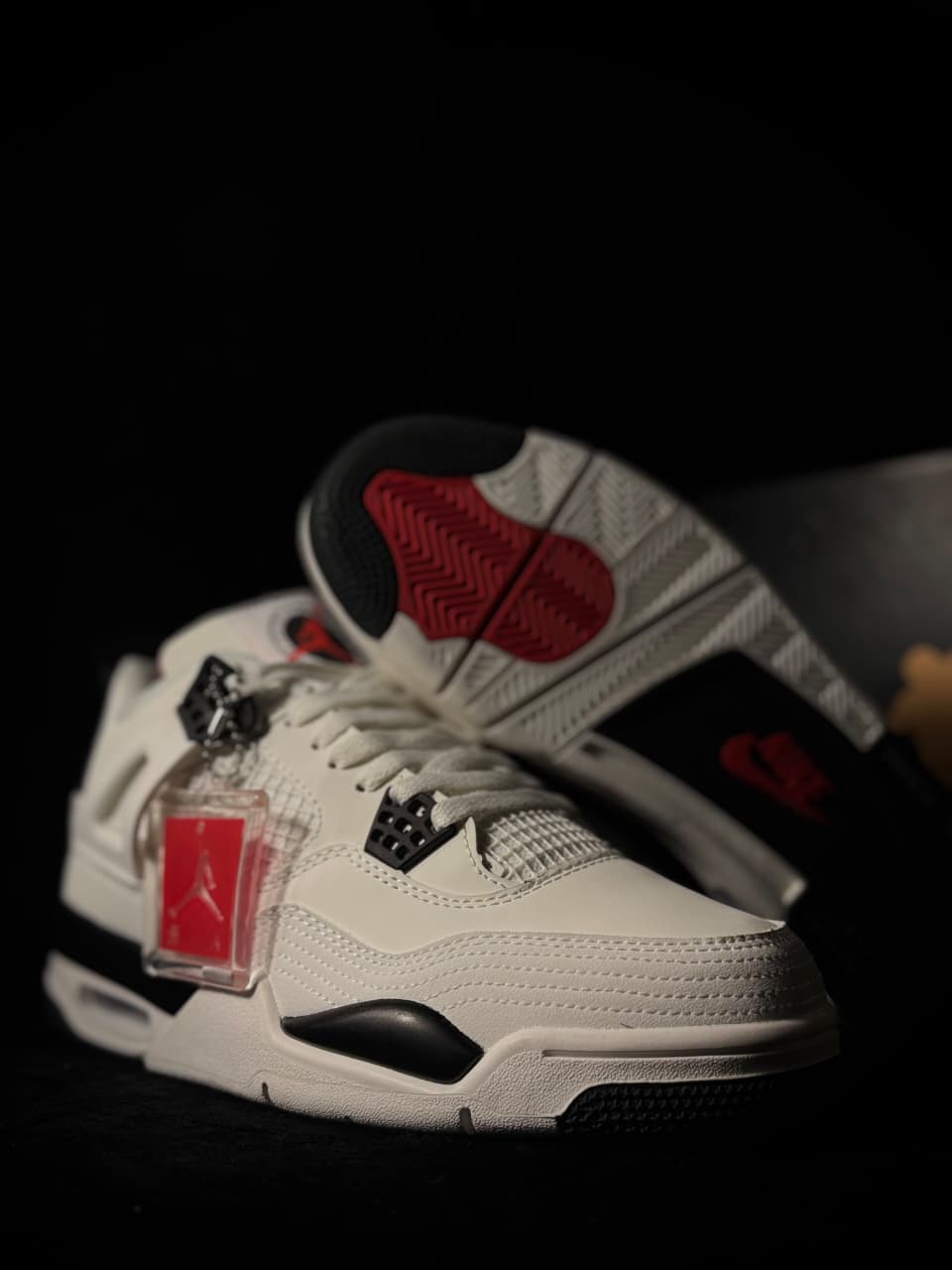 RETRO 4 "Flight Club"