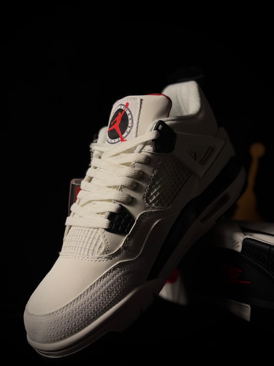 RETRO 4 "Flight Club"