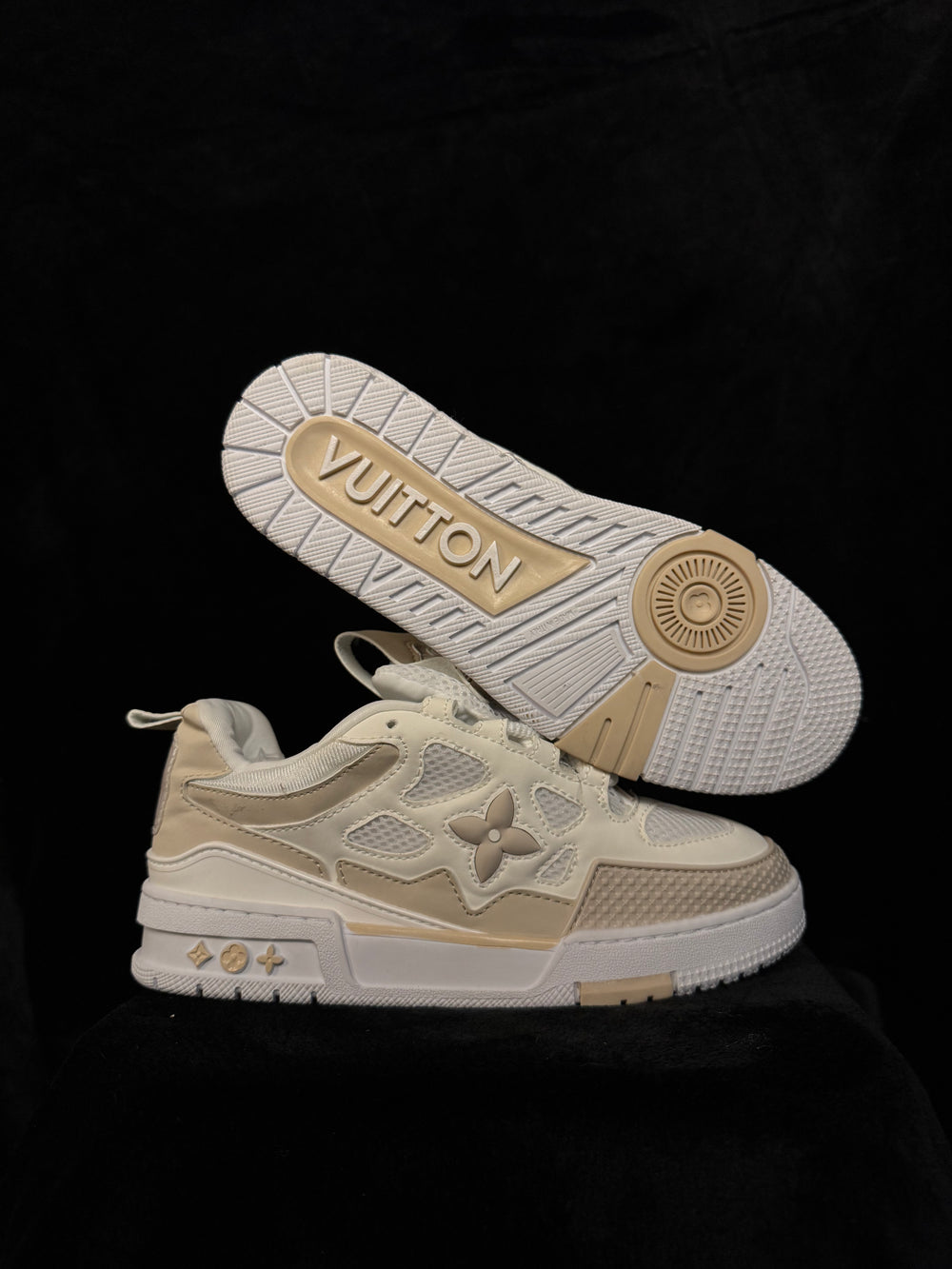 LV SKATE Beige